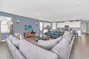 Never Get Bored 9 Bed Pool, Spa, Games! 9 Bedroom Villa