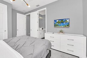 Never Get Bored 9 Bed Pool, Spa, Games! 9 Bedroom Villa