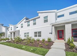 Luxury 4 Bedroom Storey Lake Townhome 2444Reading 4 Townhouse