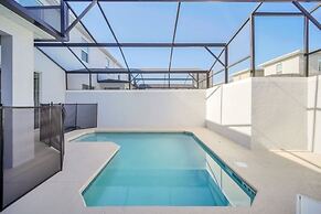 Luxury 4 Bedroom Storey Lake Townhome 2444Reading 4 Townhouse