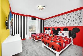 Luxury 4 Bedroom Storey Lake Townhome 2444Reading 4 Townhouse