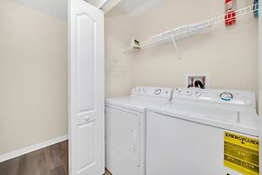 4891clock 4 Bedroom Townhouse