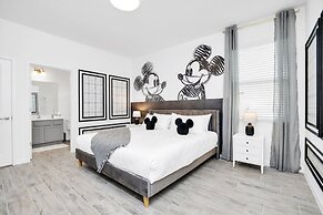 Dynamic 15 Bed With Character Bedrooms Pool, Spa! 15 Villa