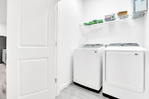 Dynamic 15 Bed With Character Bedrooms Pool, Spa! 15 Villa