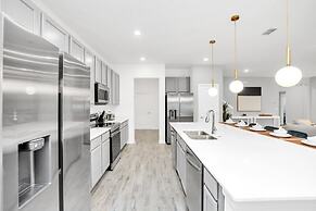 Dynamic 15 Bed With Character Bedrooms Pool, Spa! 15 Villa