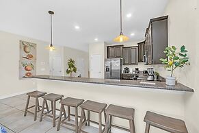 Relaxing Pool Home With Extra Space In #1 Resort! 8 Bedroom Villa