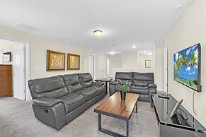 Relaxing Pool Home With Extra Space In #1 Resort! 8 Bedroom Villa