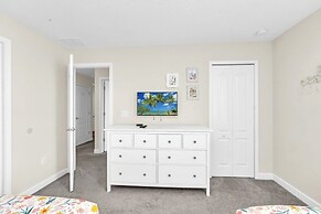 Relaxing Pool Home With Extra Space In #1 Resort! 8 Bedroom Villa