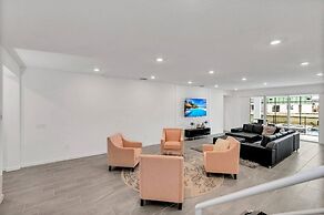 The Ultimate New 15 Bedroom at Veranda 2477Rama 15 Villa