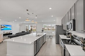 The Ultimate New 15 Bedroom at Veranda 2477Rama 15 Villa