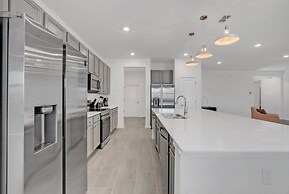 The Ultimate New 15 Bedroom at Veranda 2477Rama 15 Villa