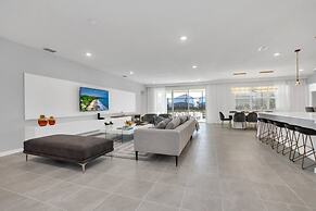 Amazing 15 Bedroom house at Veranda Palms 2395RAMA 15 Villa