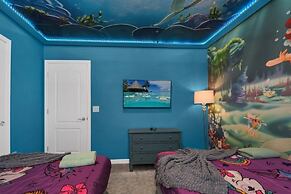 Little Mermaid Theme Bed Luxury 5 Bed Pool Home! 5 Bedroom Villa