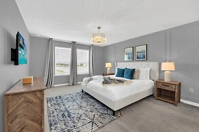 Little Mermaid Theme Bed Luxury 5 Bed Pool Home! 5 Bedroom Villa