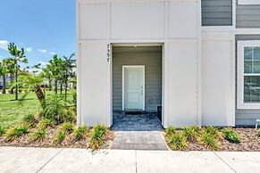 Little Mermaid Theme Bed Luxury 5 Bed Pool Home! 5 Bedroom Villa