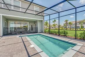 Little Mermaid Theme Bed Luxury 5 Bed Pool Home! 5 Bedroom Villa