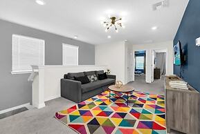 Little Mermaid Theme Bed Luxury 5 Bed Pool Home! 5 Bedroom Villa