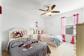 Mickey & Mario's Fun House 12 Min From Disney! 4 Bedroom Home