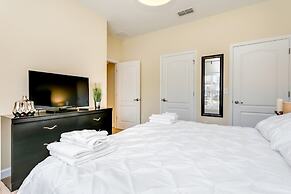 4 Bed Pool Home With 1 K, 2 Q, 1 Twin Bedroom 4 Townhouse