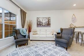 4 Bed Pool Home With 1 K, 2 Q, 1 Twin Bedroom 4 Townhouse