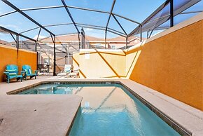 4 Bed Pool Home With 1 K, 2 Q, 1 Twin Bedroom 4 Townhouse