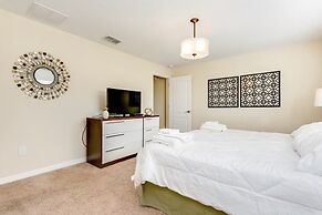 4 Bed Pool Home With 1 K, 2 Q, 1 Twin Bedroom 4 Townhouse