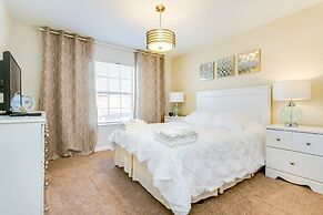 4 Bed Pool Home With 1 K, 2 Q, 1 Twin Bedroom 4 Townhouse