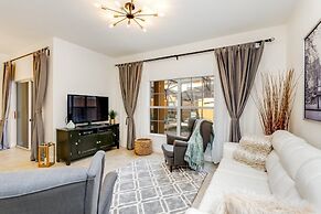 4 Bed Pool Home With 1 K, 2 Q, 1 Twin Bedroom 4 Townhouse