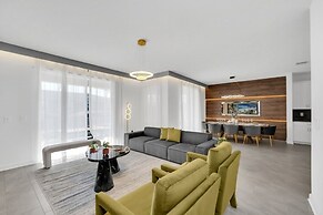 1135kings 6 Bedroom Villa