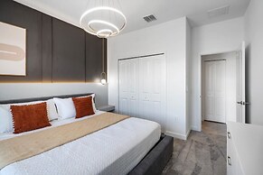 1103kings 6 Bedroom Villa