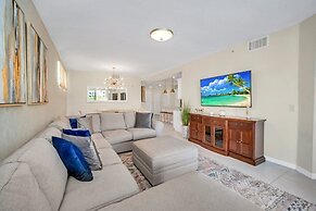 4741clock Unit208 3 Bedroom Townhouse