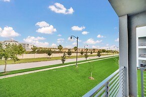 4741clock Unit208 3 Bedroom Townhouse