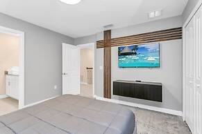 4552target 9 Bedroom Home