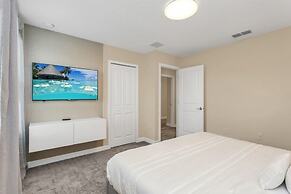 4552target 9 Bedroom Home