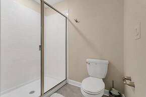 4552target 9 Bedroom Home