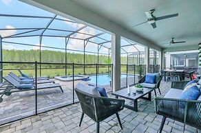 2940 Penel 9 Bedroom Home