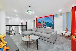 2940 Penel 9 Bedroom Home