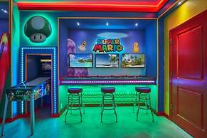 2940 Penel 9 Bedroom Home