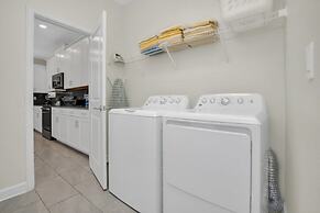 2775book 5 Bedroom Villa