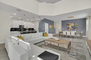 2775book 5 Bedroom Villa