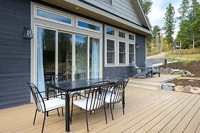 Silver Lining Circle 4 Bedroom Home