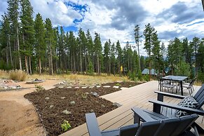 Silver Lining Circle 4 Bedroom Home