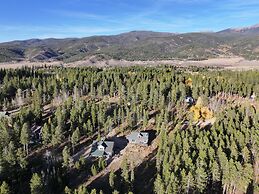 Silver Lining Circle 4 Bedroom Home