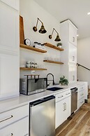 Silver Lining Circle 4 Bedroom Home