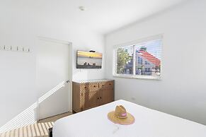 Little Paradise #6 - Trupial