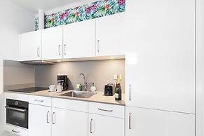 Little Paradise #6 - Trupial