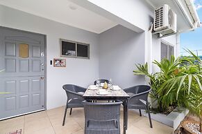 Little Paradise #6 - Trupial