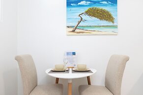 Little Paradise #5 - Barica Geel