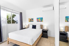 Little Paradise #3 - Shoco