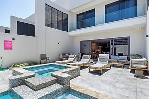 Catalina Residence Apt 3 - L.g. Smith Boulevard 546-j